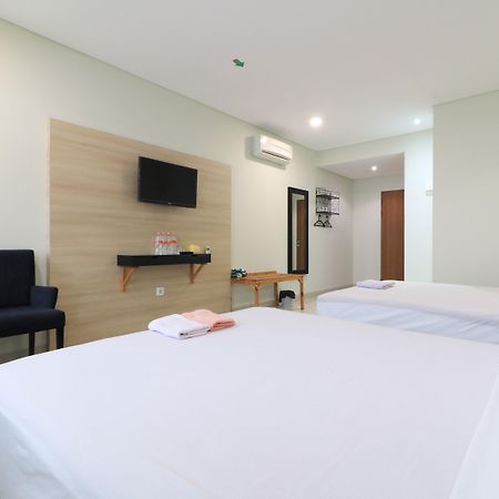 Locus Rooms Bandung Exterior photo