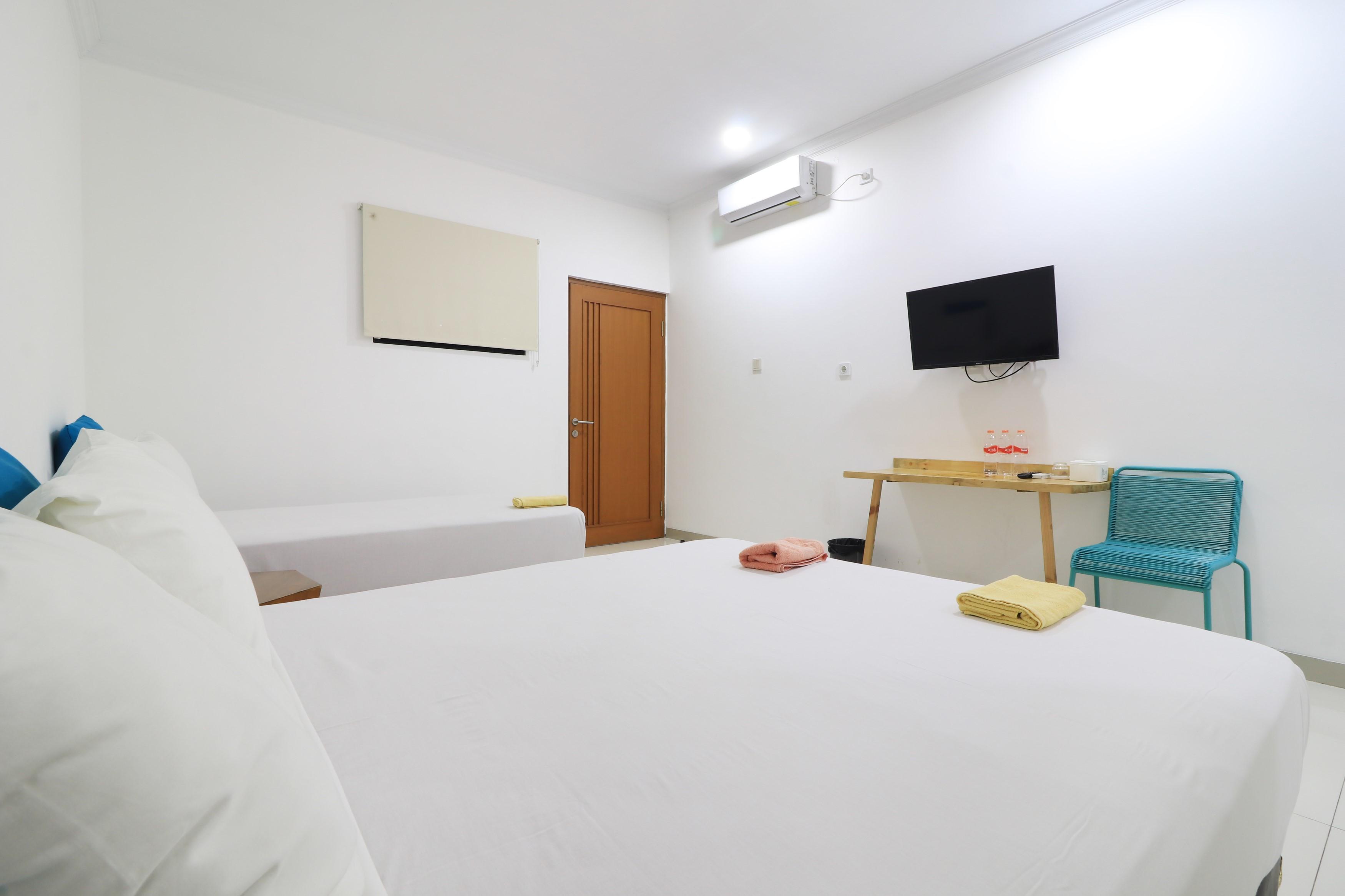 Locus Rooms Bandung Exterior photo